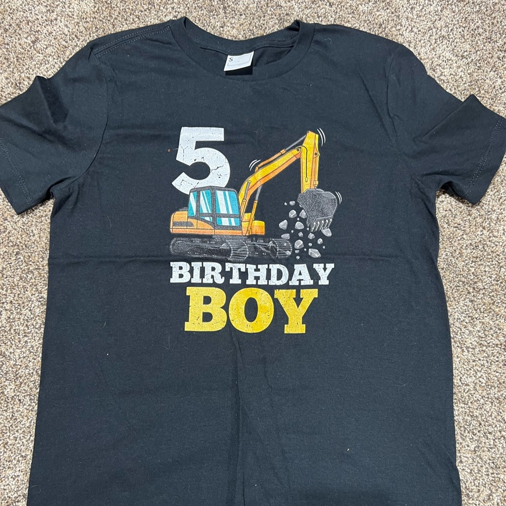 Brand new boys size small 5th birthday t shirt in black